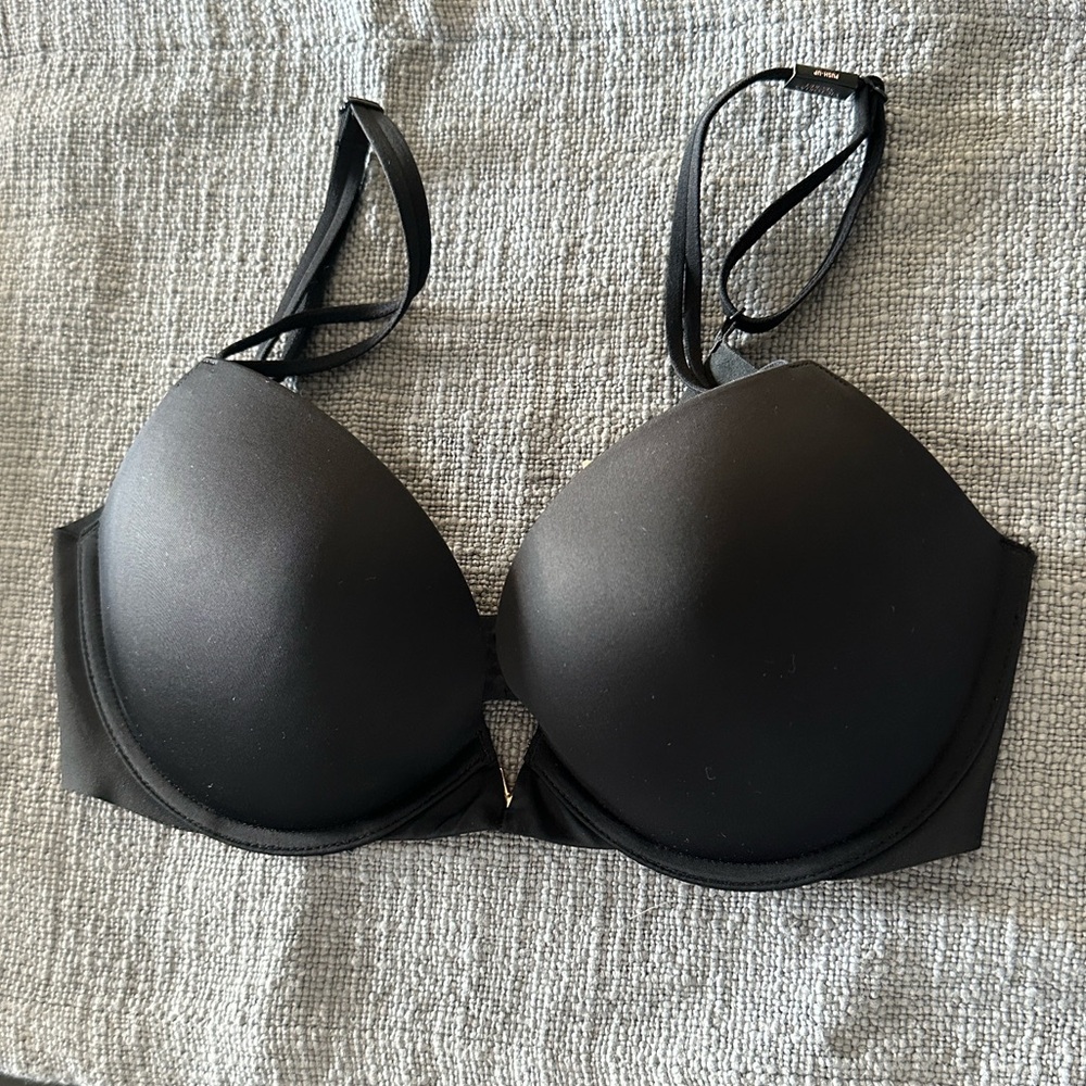 Victorias Secret Sexy Illusions Black Push Up bra